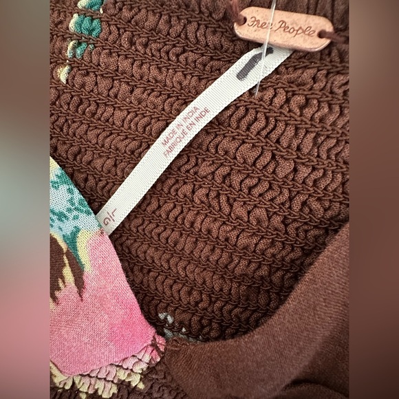 New Free People Large Dusk Til Dawn Crop Top with Balloon Sleeves Maroon Floral - Picture 6 of 9